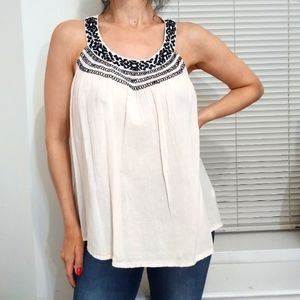Woman's yvori top